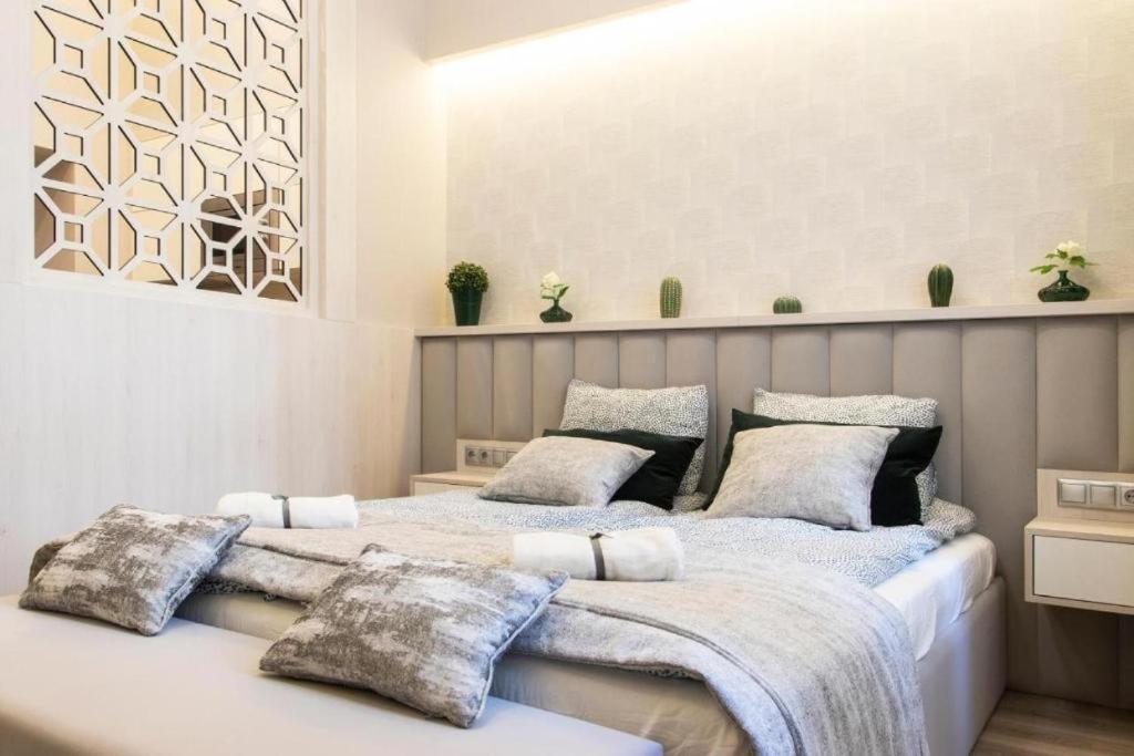 Revay 20 By Corall Apartmán *
