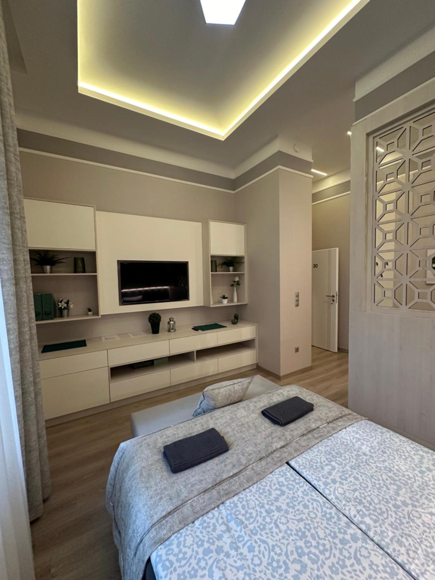 Revay 20 By Corall * Budapeszt