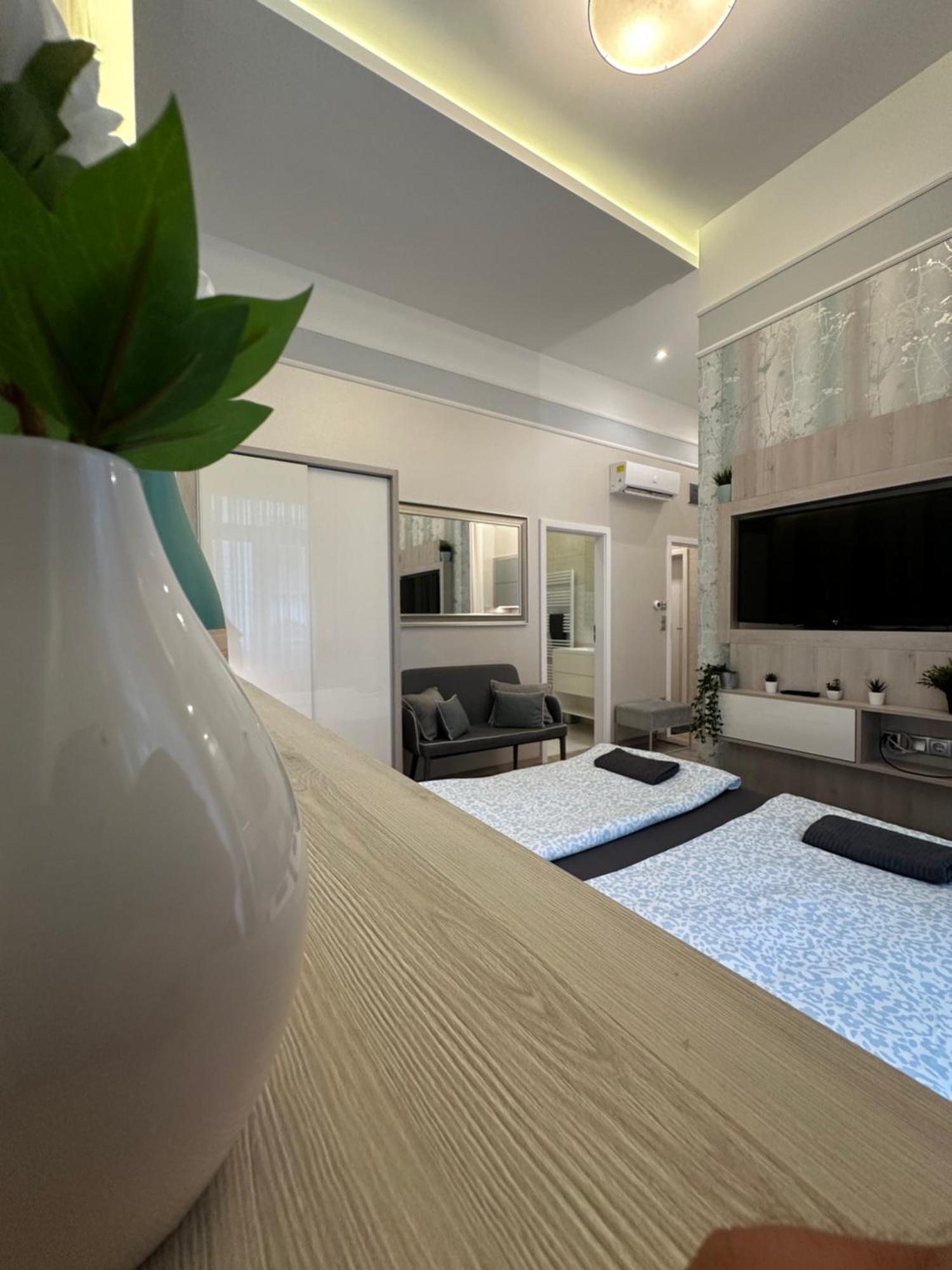 Revay 20 By Corall Apartmán *
