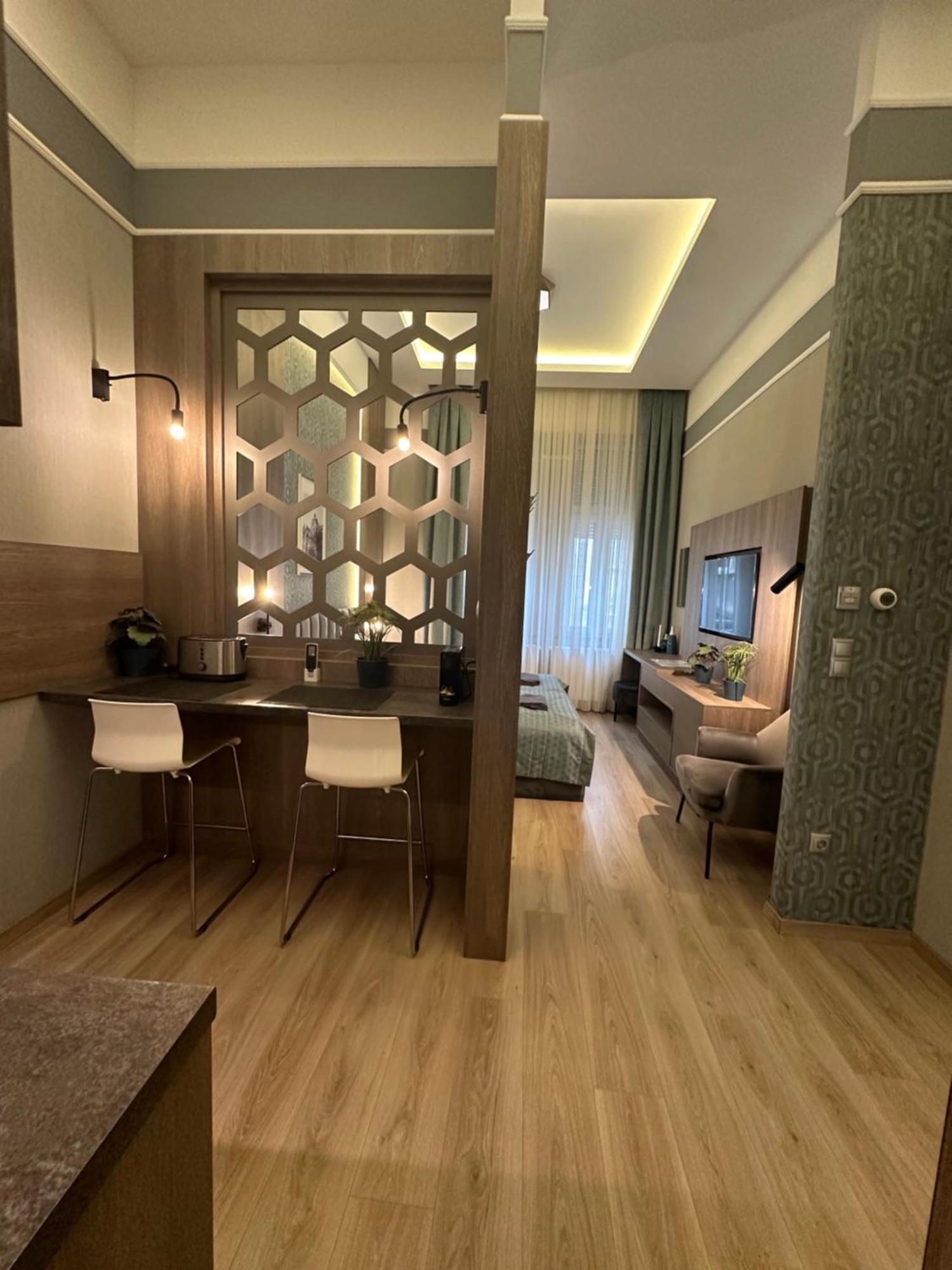 Revay 20 By Corall Apartmán